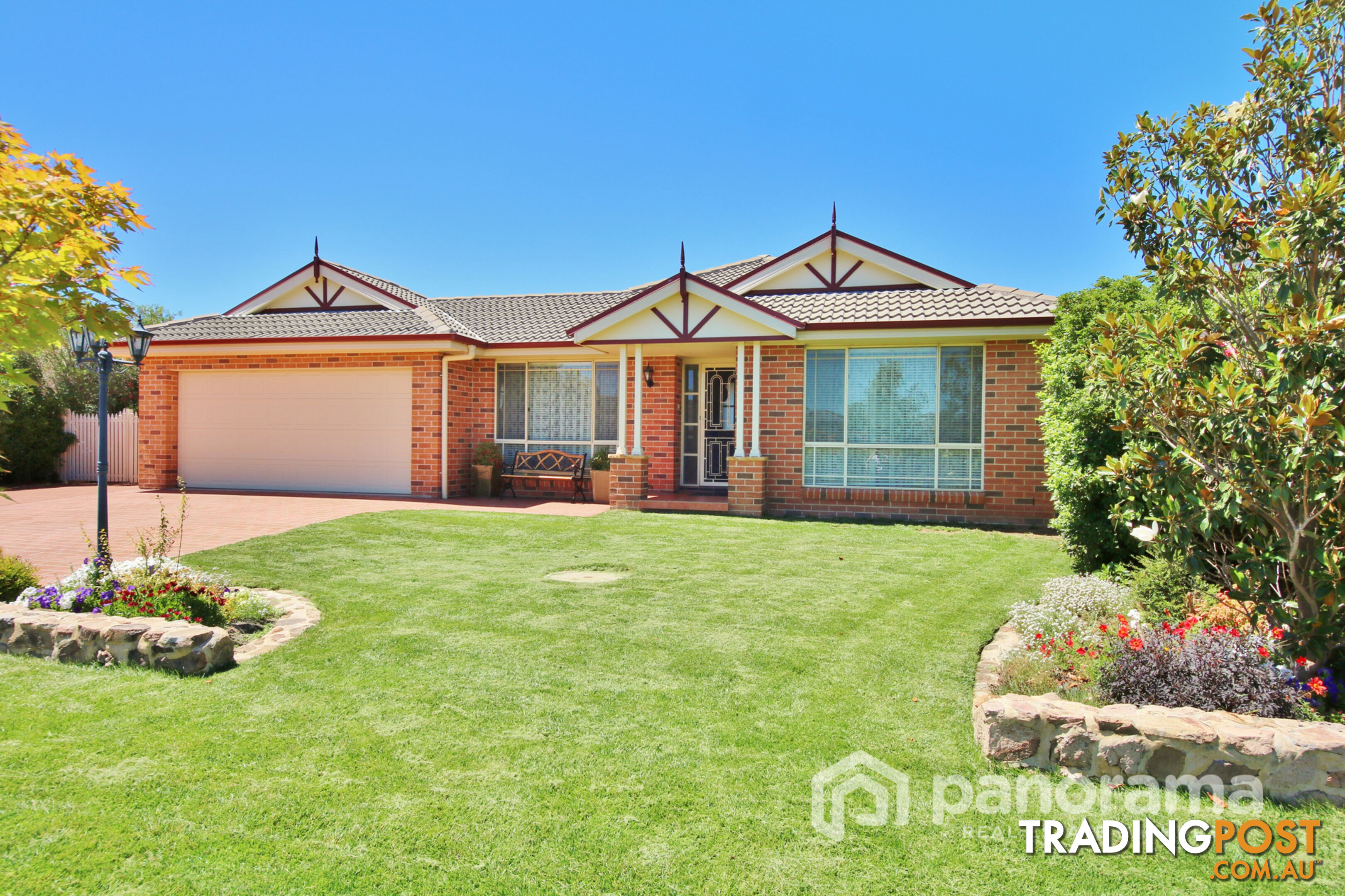 8 Douglas Court KELSO NSW 2795