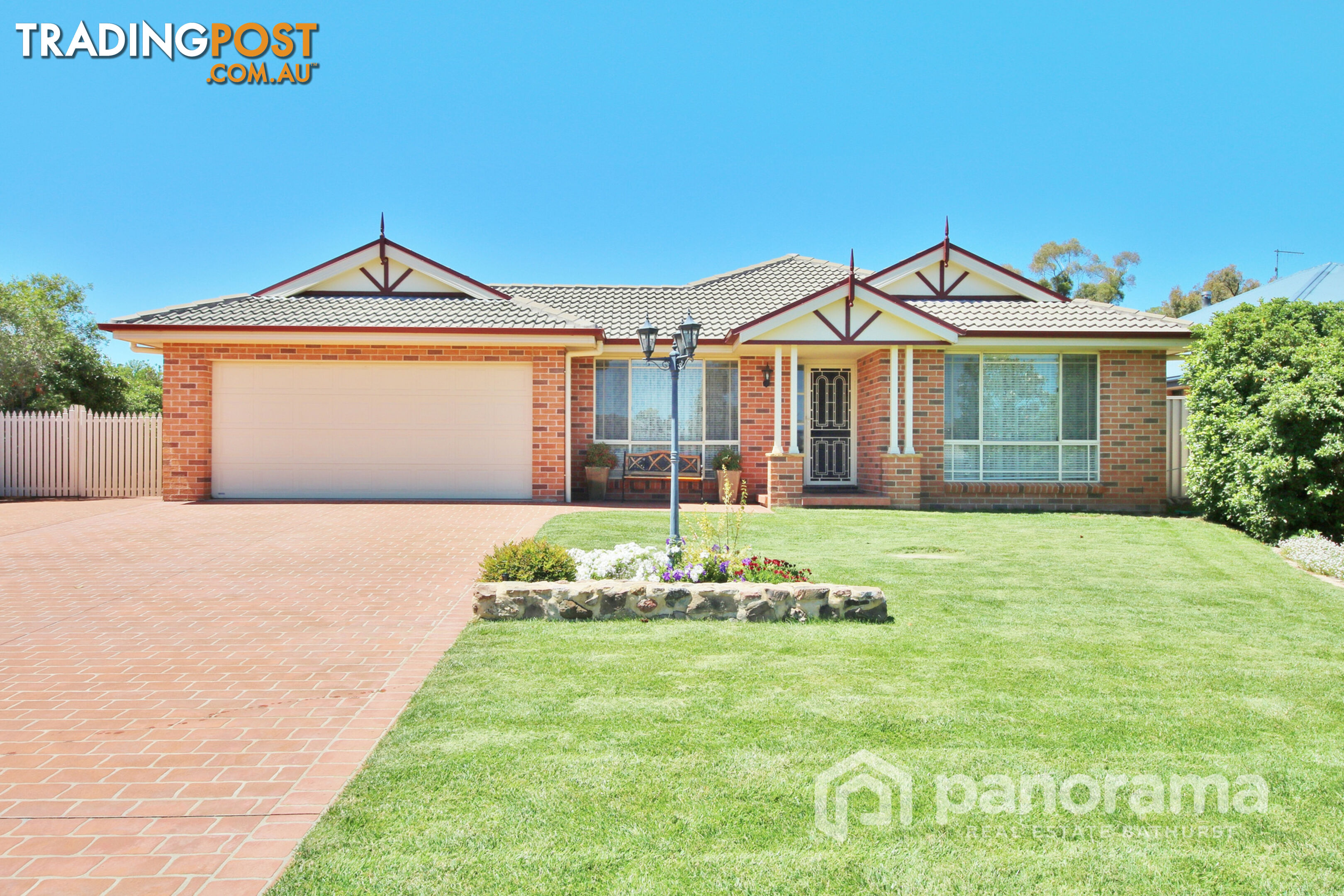 8 Douglas Court KELSO NSW 2795