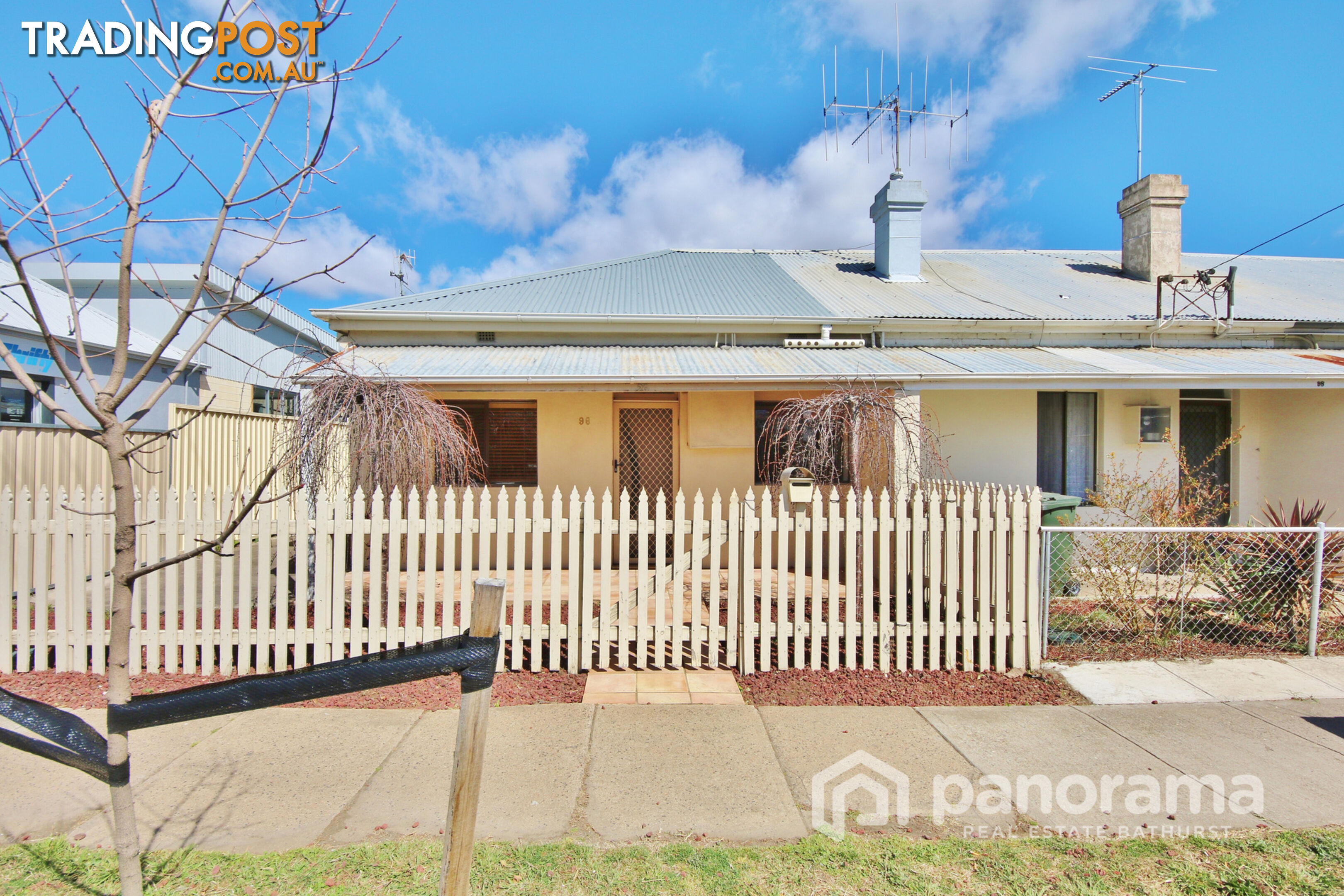 96 Durham Street BATHURST NSW 2795