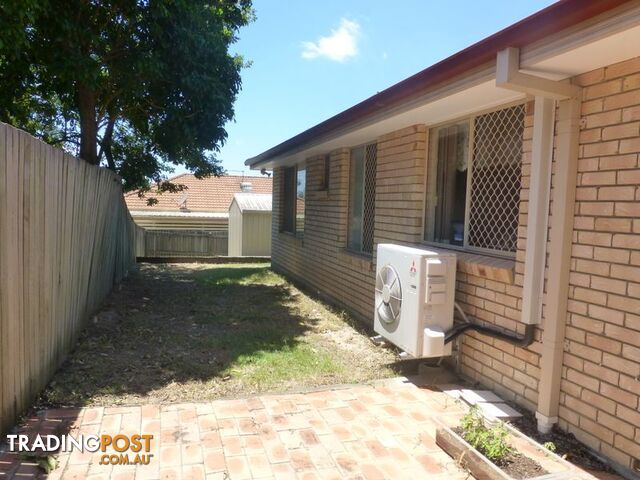 8 Palmer Crescent WACOL QLD 4076