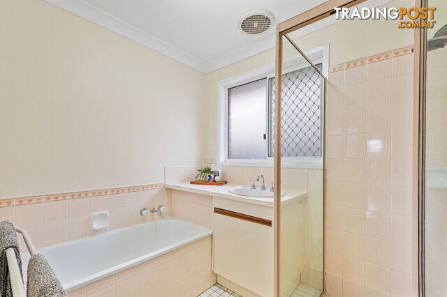 15 Toulouse Avenue PETRIE QLD 4502