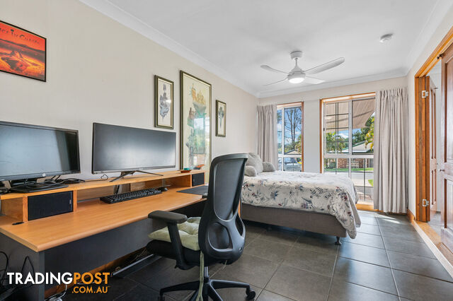 15 Toulouse Avenue PETRIE QLD 4502