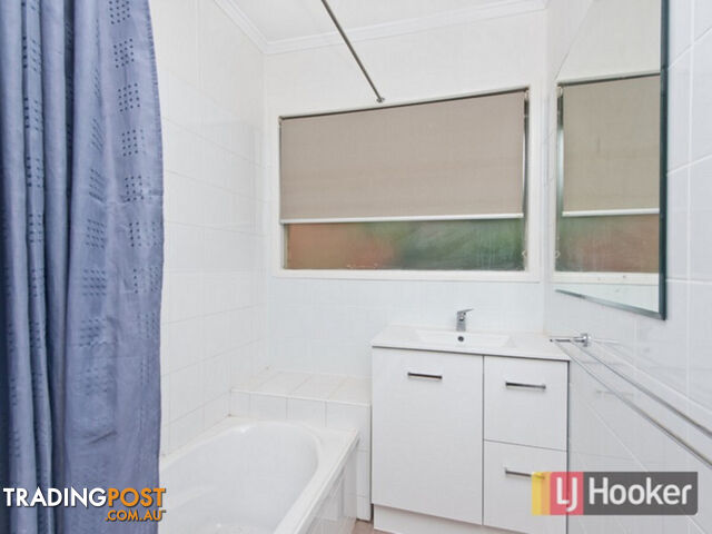 19 Darwin Street ASPLEY QLD 4034