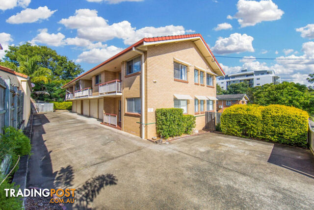 1/31 Hall Street CHERMSIDE QLD 4032