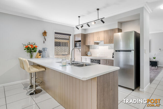 8 Densmore Street BRACKEN RIDGE QLD 4017 - photo 2 of 19