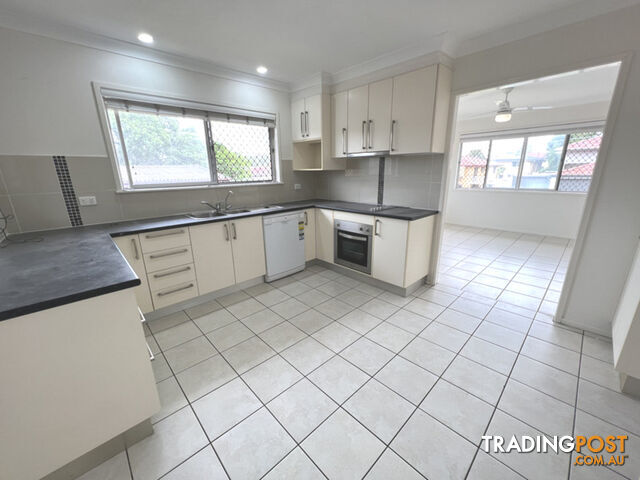 28 Safari Street CHERMSIDE WEST QLD 4032