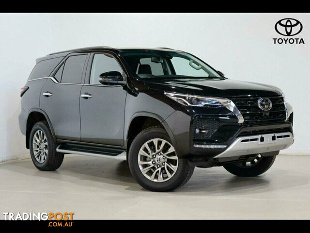 2022 TOYOTA FORTUNER CRUSADE GUN156R WAGON