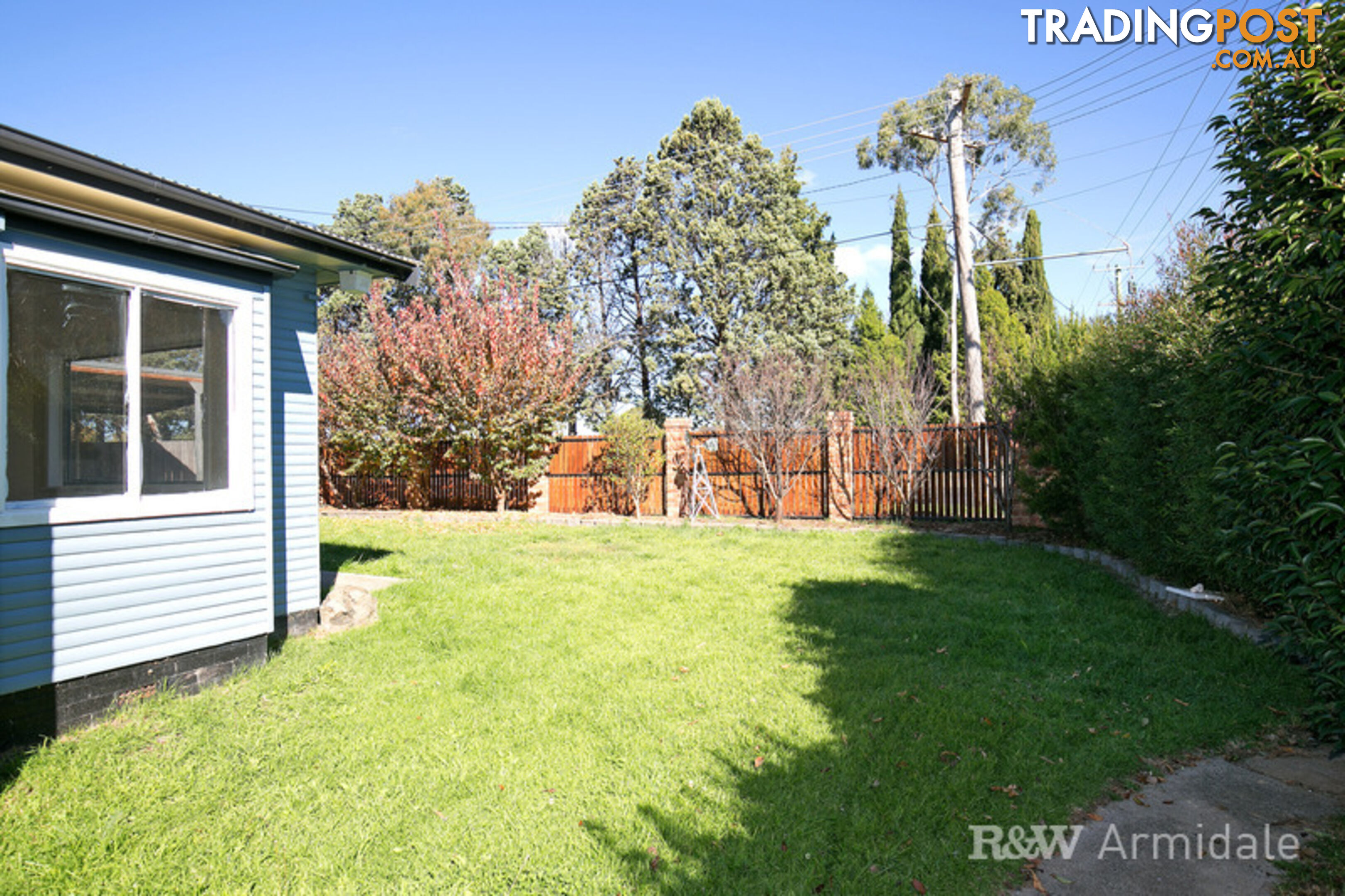 27 Duval Street ARMIDALE NSW 2350