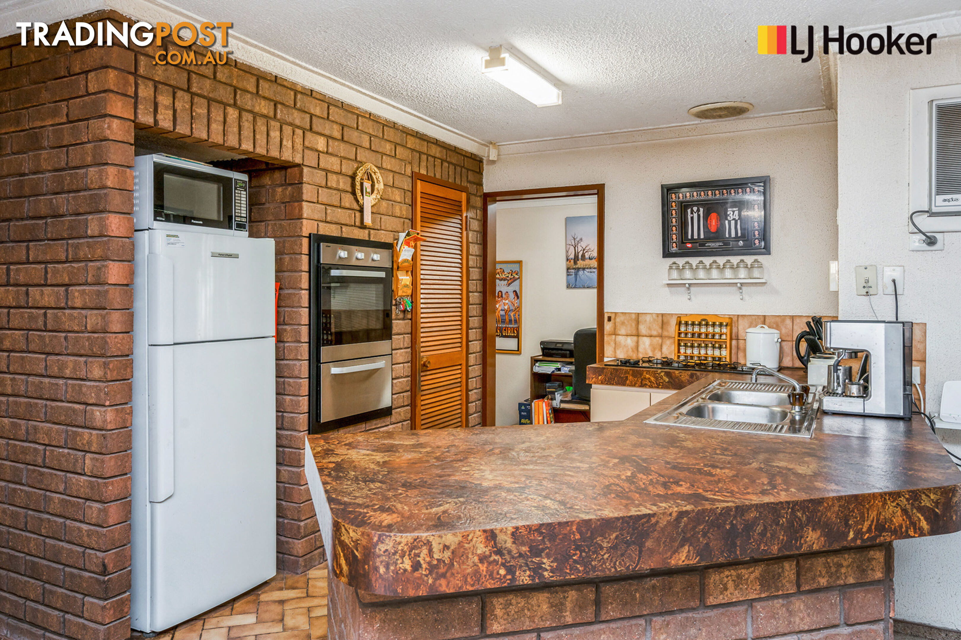 14 Gibson Way BEECHBORO WA 6063