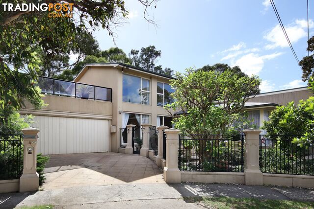4 Nixon Court BENTLEIGH EAST VIC 3165