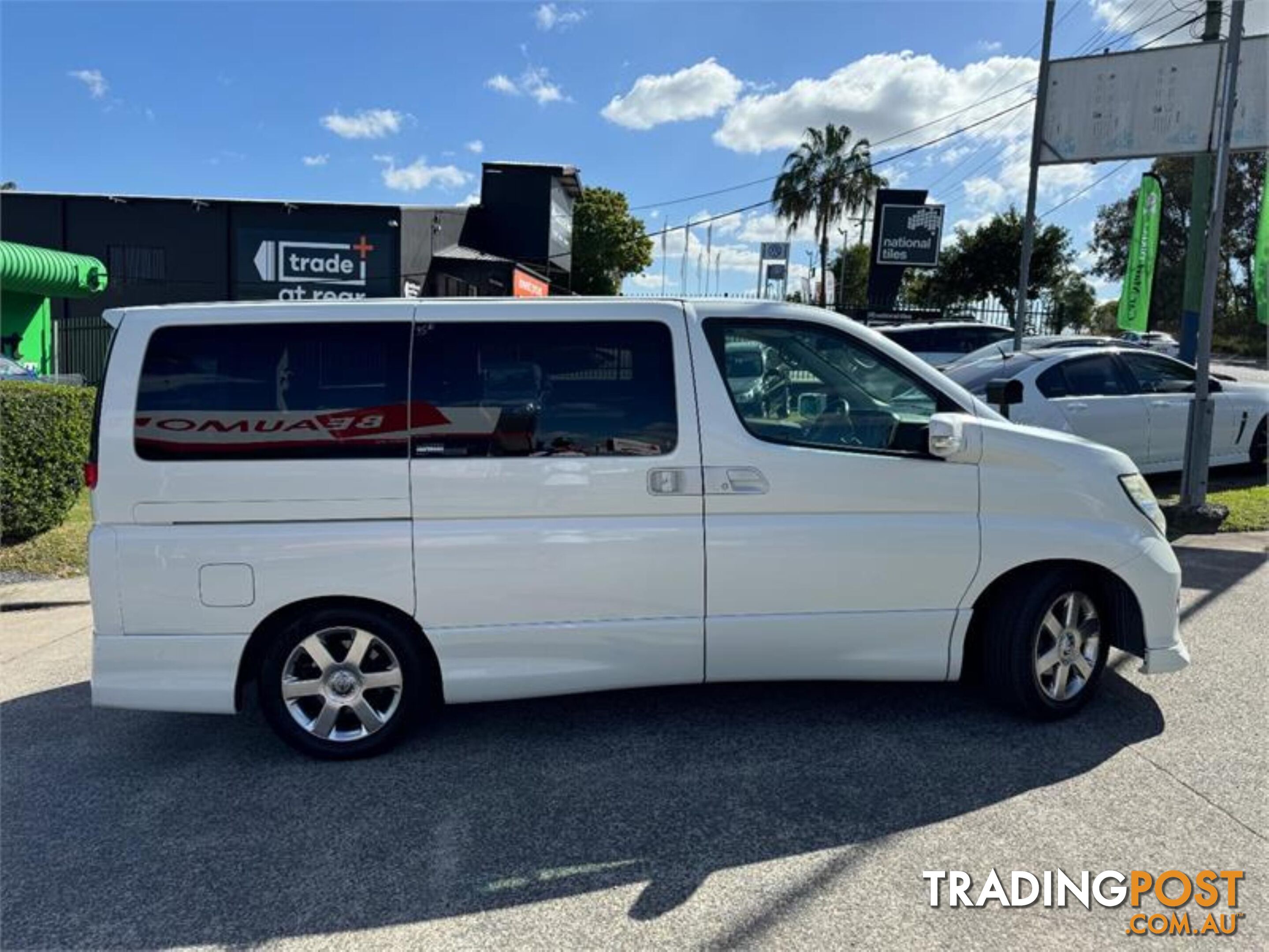 2005 NISSAN ELGRAND  E51 4D WAGON