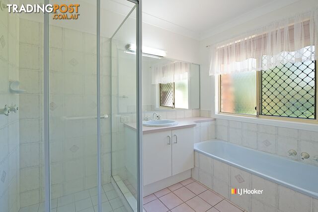 4 Tallowwood Court KALLANGUR QLD 4503