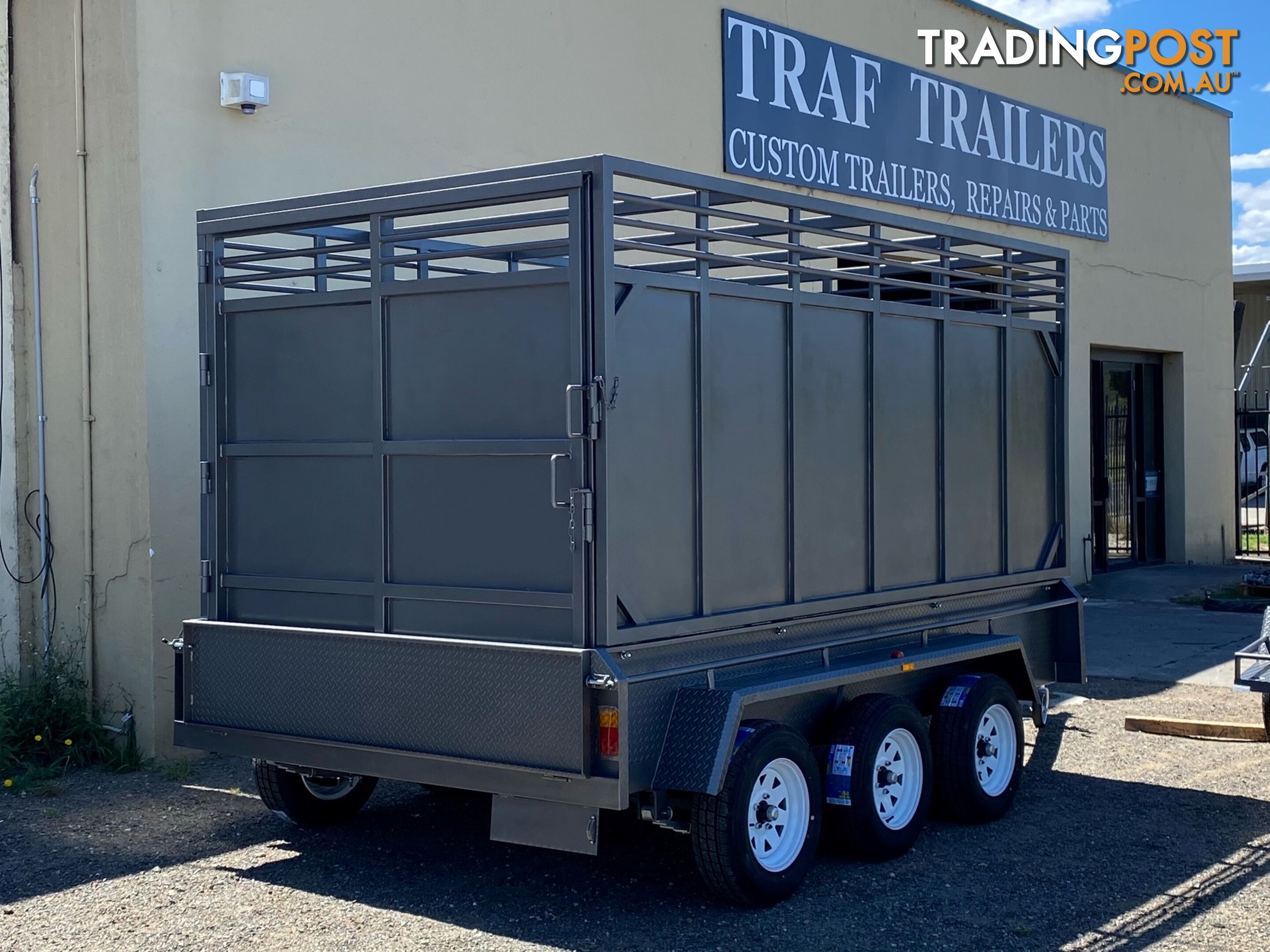 CUSTOM TRAILERS