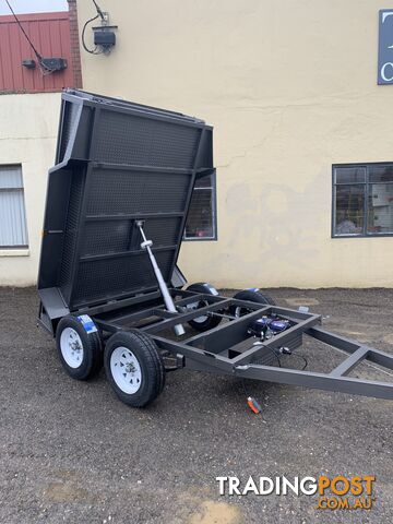 CUSTOM TRAILERS