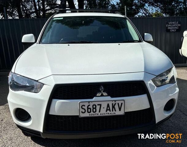 2010 Mitsubishi Outlander LS ZH SUV