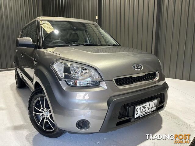 2010 Kia Soul  AM Hatch