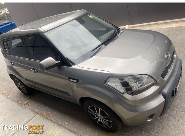 2010 Kia Soul  AM Hatch