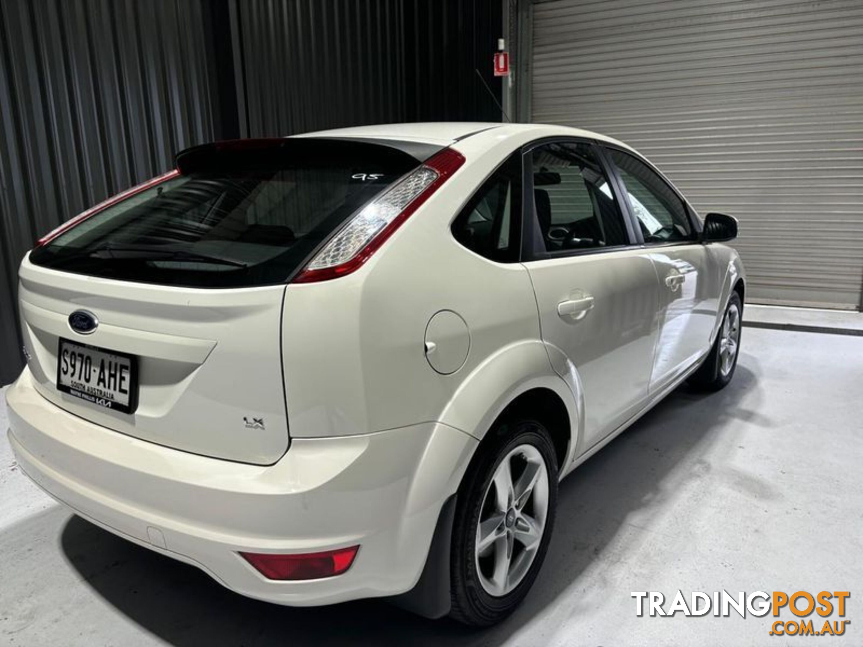 2010 Ford Focus LX LV Hatch