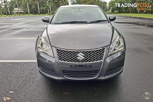 2013 SUZUKI KIZASHI TOURING FR SEDAN - photo 3 of 22
