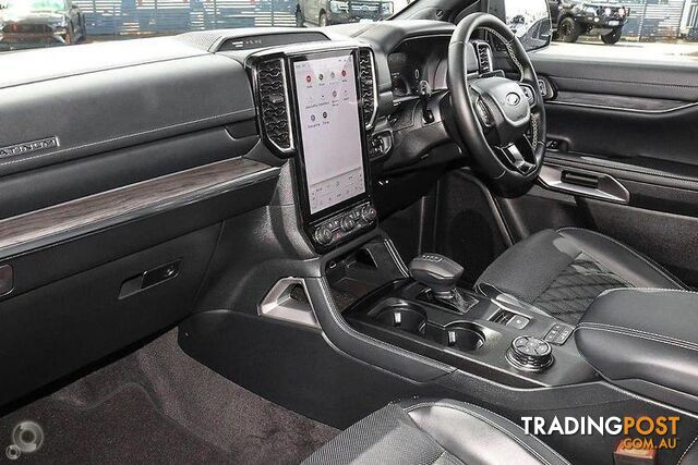 2025 FORD EVEREST PLATINUM SUV - photo 3 of 5