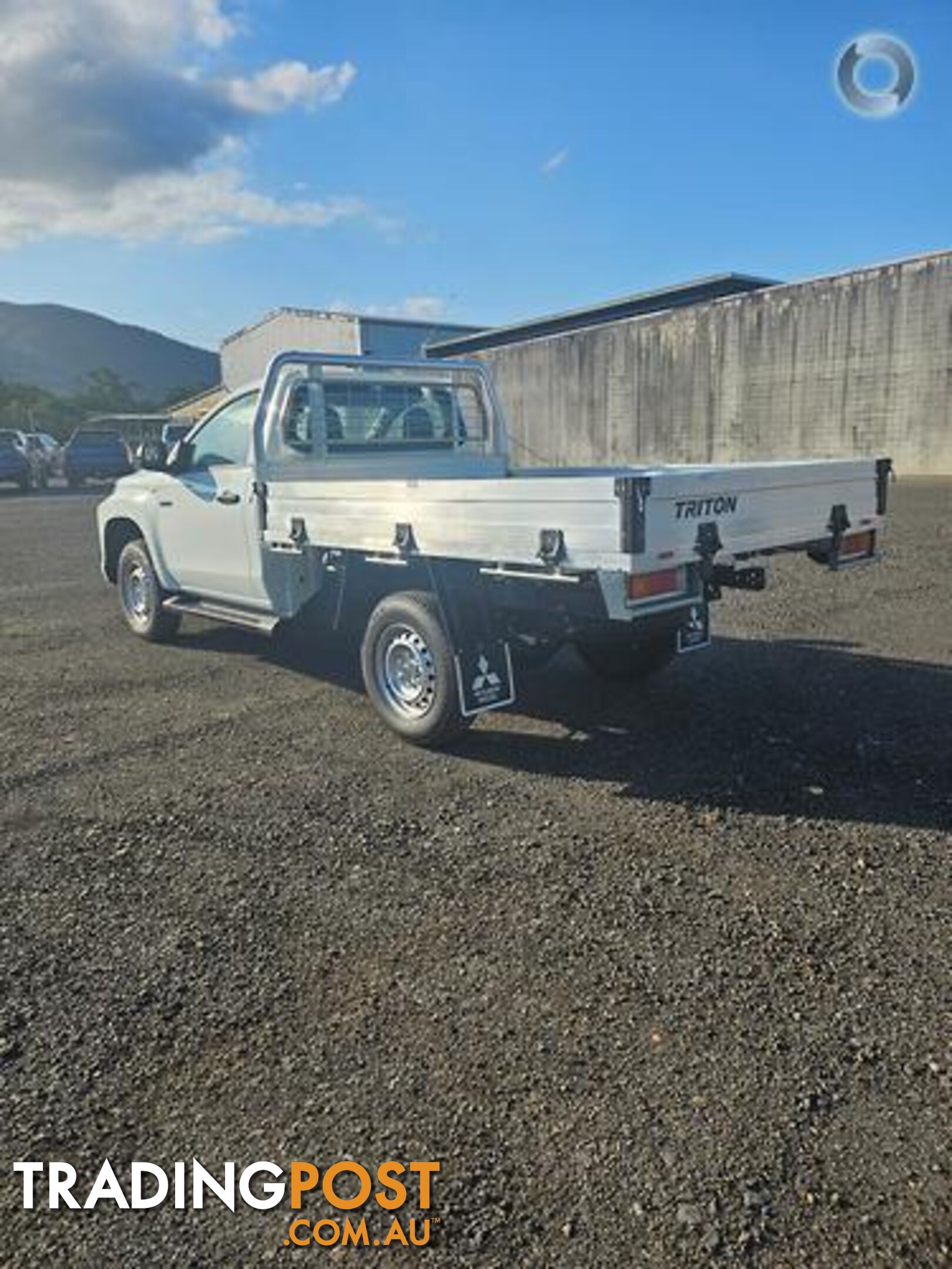 2024 MITSUBISHI TRITON GLX MR CAB CHASSIS