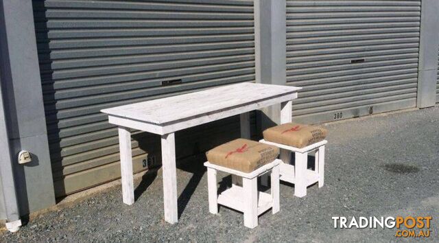 Chic 6 Seater Table