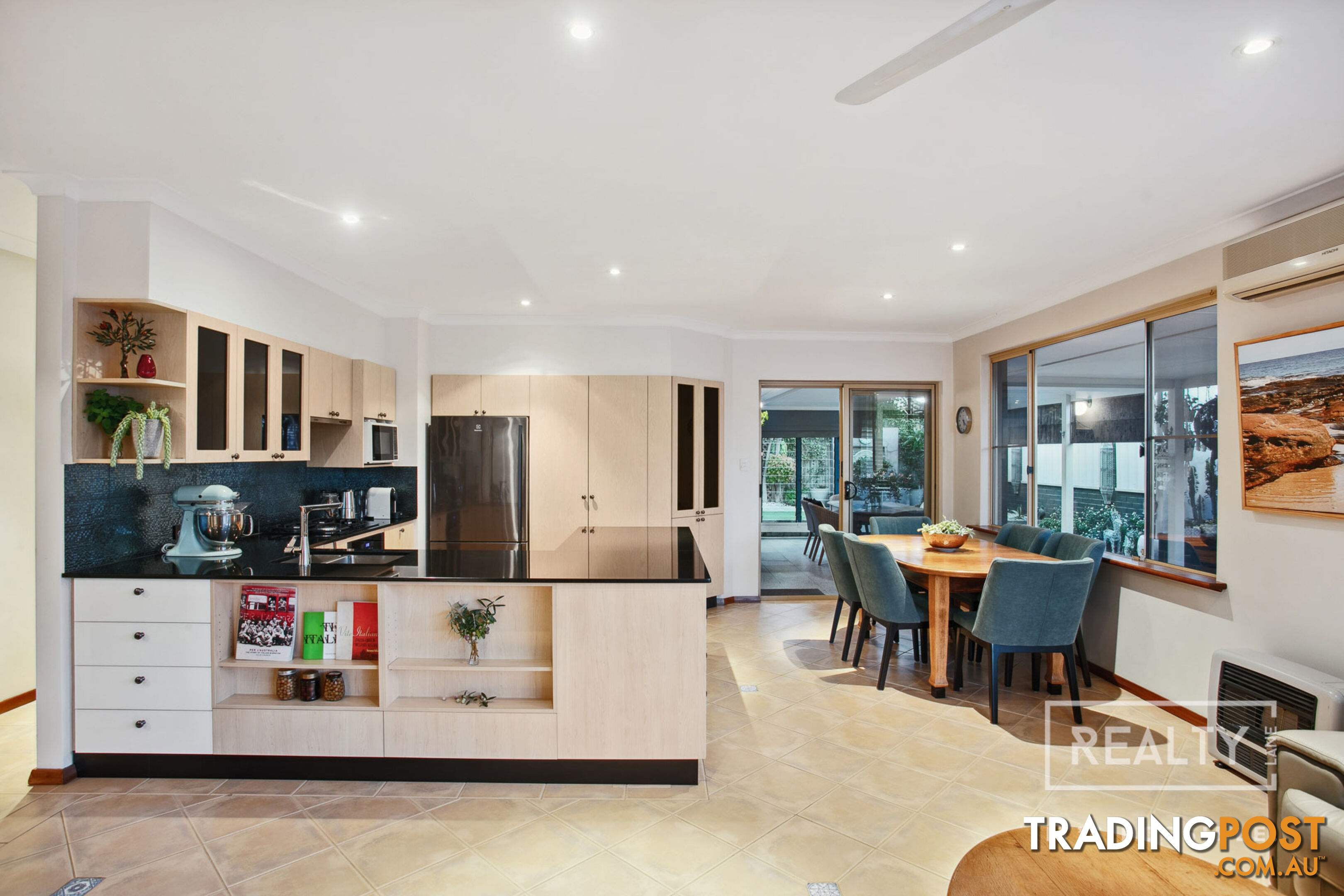 39A Karrinyup Road Trigg WA 6029