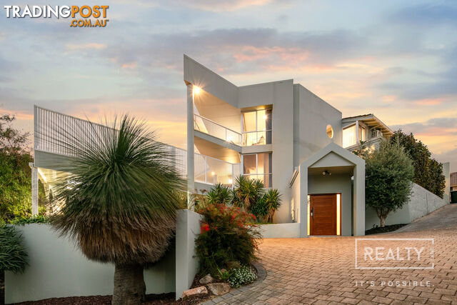 5 Hawkins Avenue Sorrento WA 6020