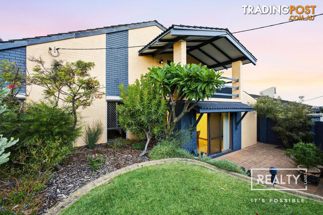 12 Hovea Avenue Sorrento WA 6020