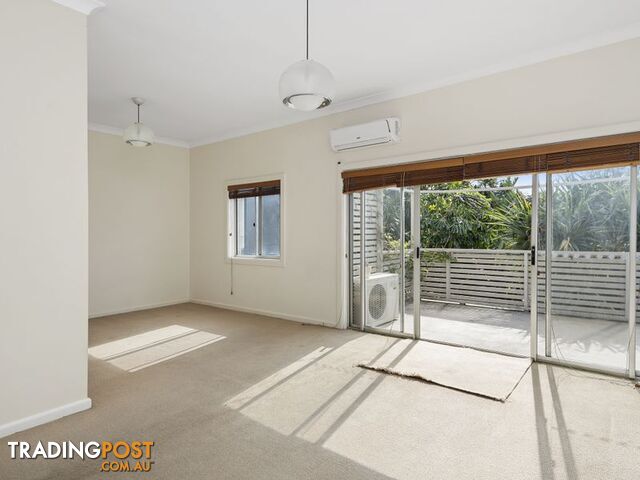 16 Brighton Boulevard BONDI BEACH NSW 2026