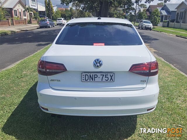 2017 VOLKSWAGEN JETTA 118TSICOMFORTLINE 1KMMY17 4D SEDAN - photo 4 of 20