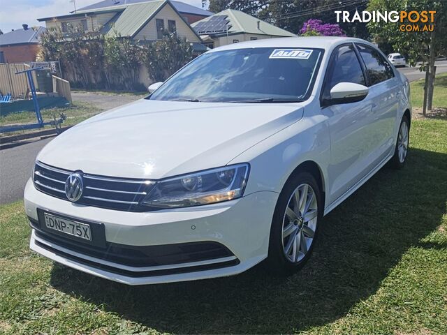 2017 VOLKSWAGEN JETTA 118TSICOMFORTLINE 1KMMY17 4D SEDAN
