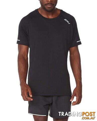 2XU Aero Mens Running Tee - Black/Silver Reflective - S - MR6557a-BLK-SRF-S