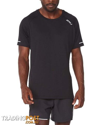 2XU Aero Mens Running Tee - Black/Silver Reflective - M - MR6557a-BLK-SRF-M