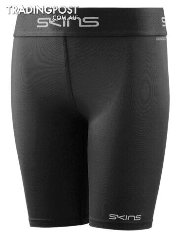 SKINS DNAmic Force Youth 1/2 Compression Tights - Black - SWDF80000029001