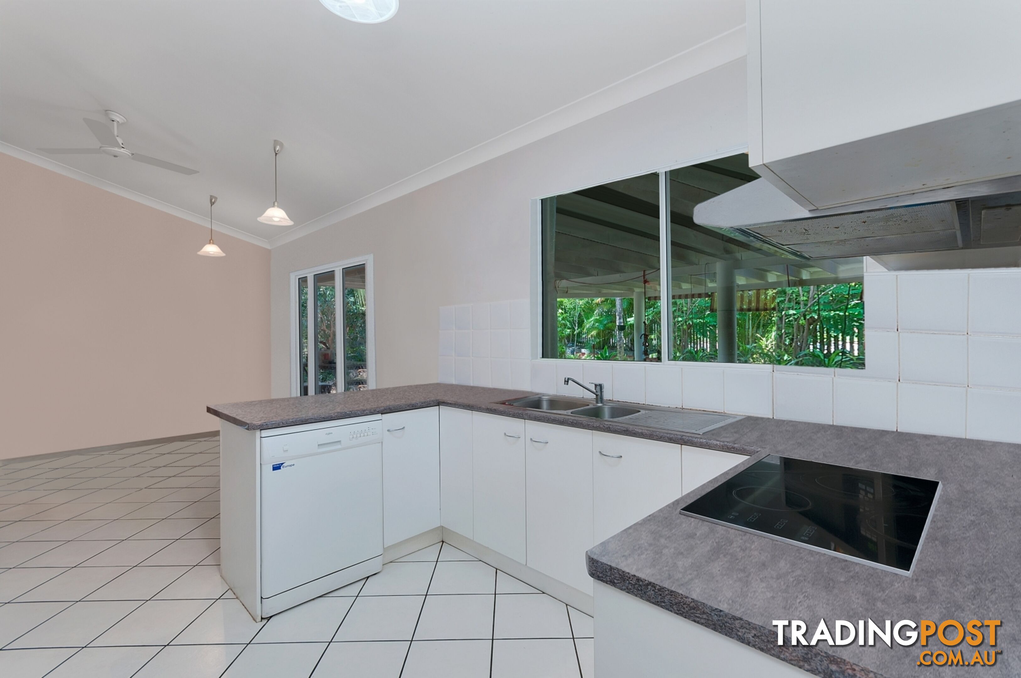 13 Bloomfield Close MOUNT SHERIDAN QLD 4868