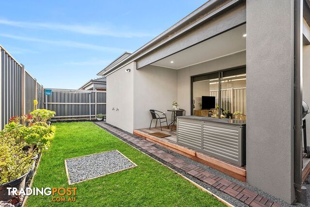 45 Viola Circuit CLYDE VIC 3978