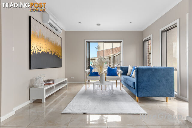 8 Aurora Court PAKENHAM VIC 3810 - photo 2 of 20