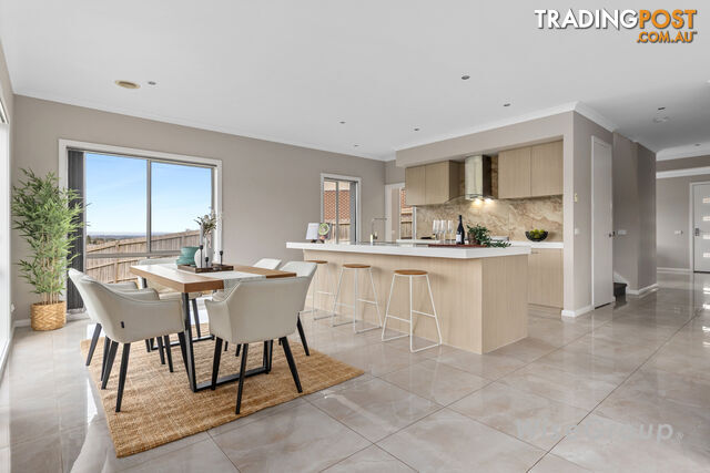 8 Aurora Court PAKENHAM VIC 3810 - photo 4 of 20