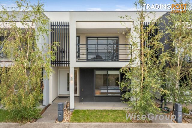 4 Helensburch Passage CRANBOURNE WEST VIC 3977