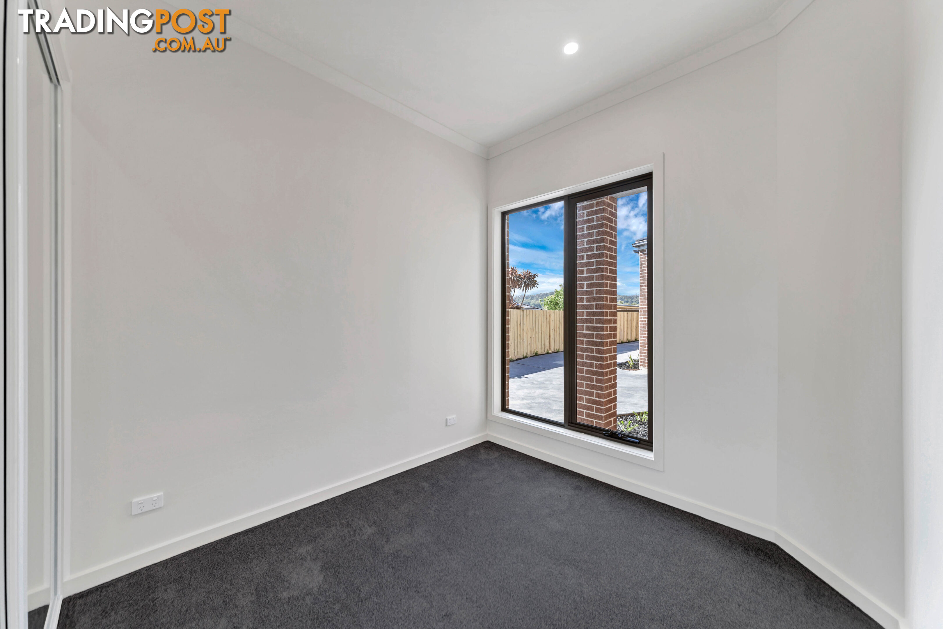 3 36 Silver Gum Drive PAKENHAM VIC 3810