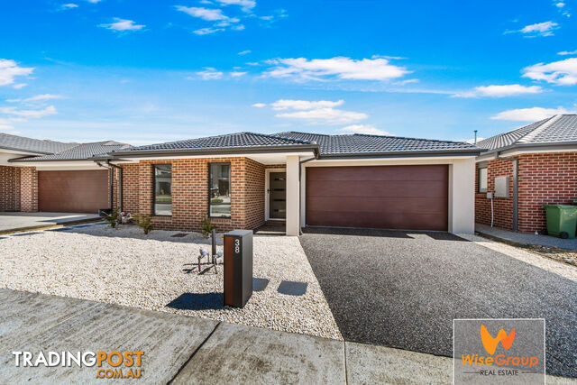 38 Aquatic Drive CRANBOURNE WEST VIC 3977