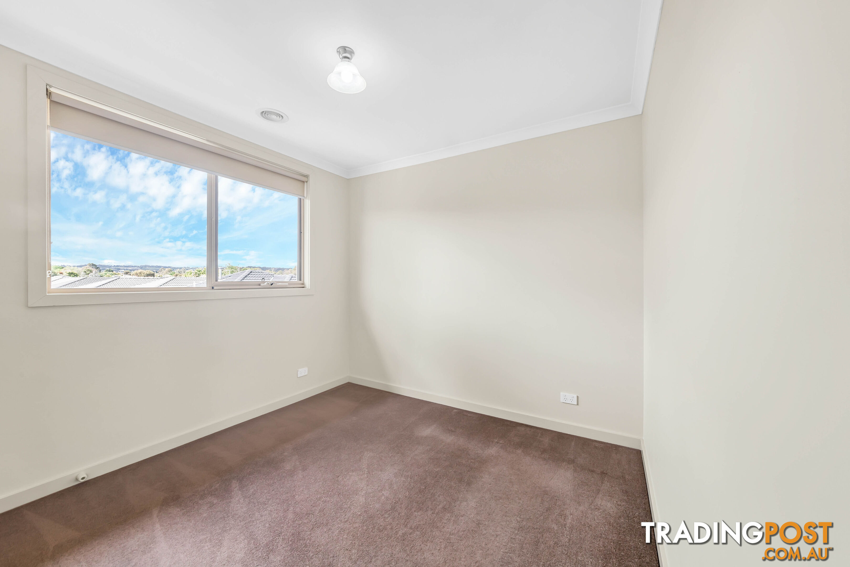 2 138 Fleetwood Drive NARRE WARREN VIC 3805