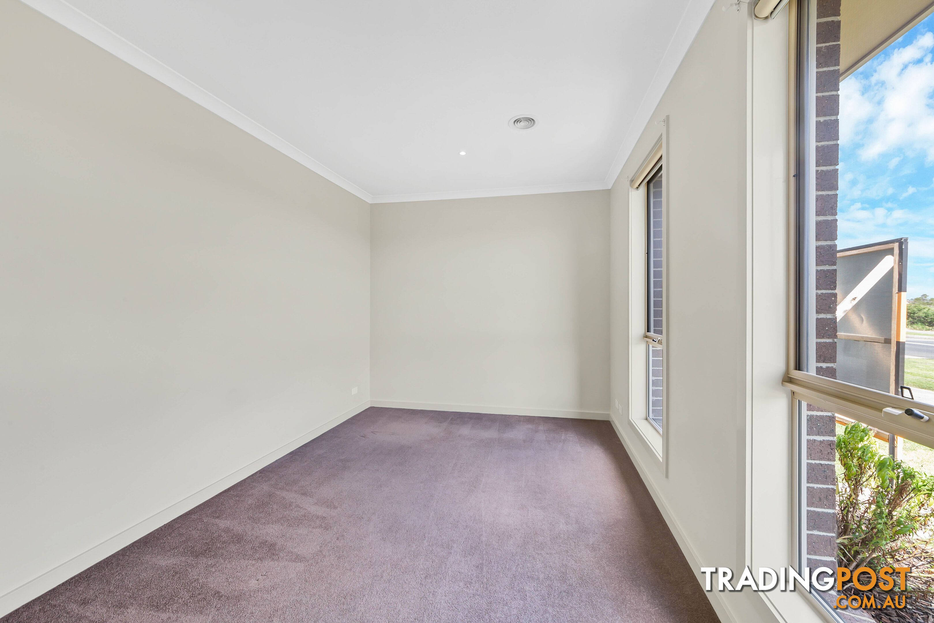 2 138 Fleetwood Drive NARRE WARREN VIC 3805