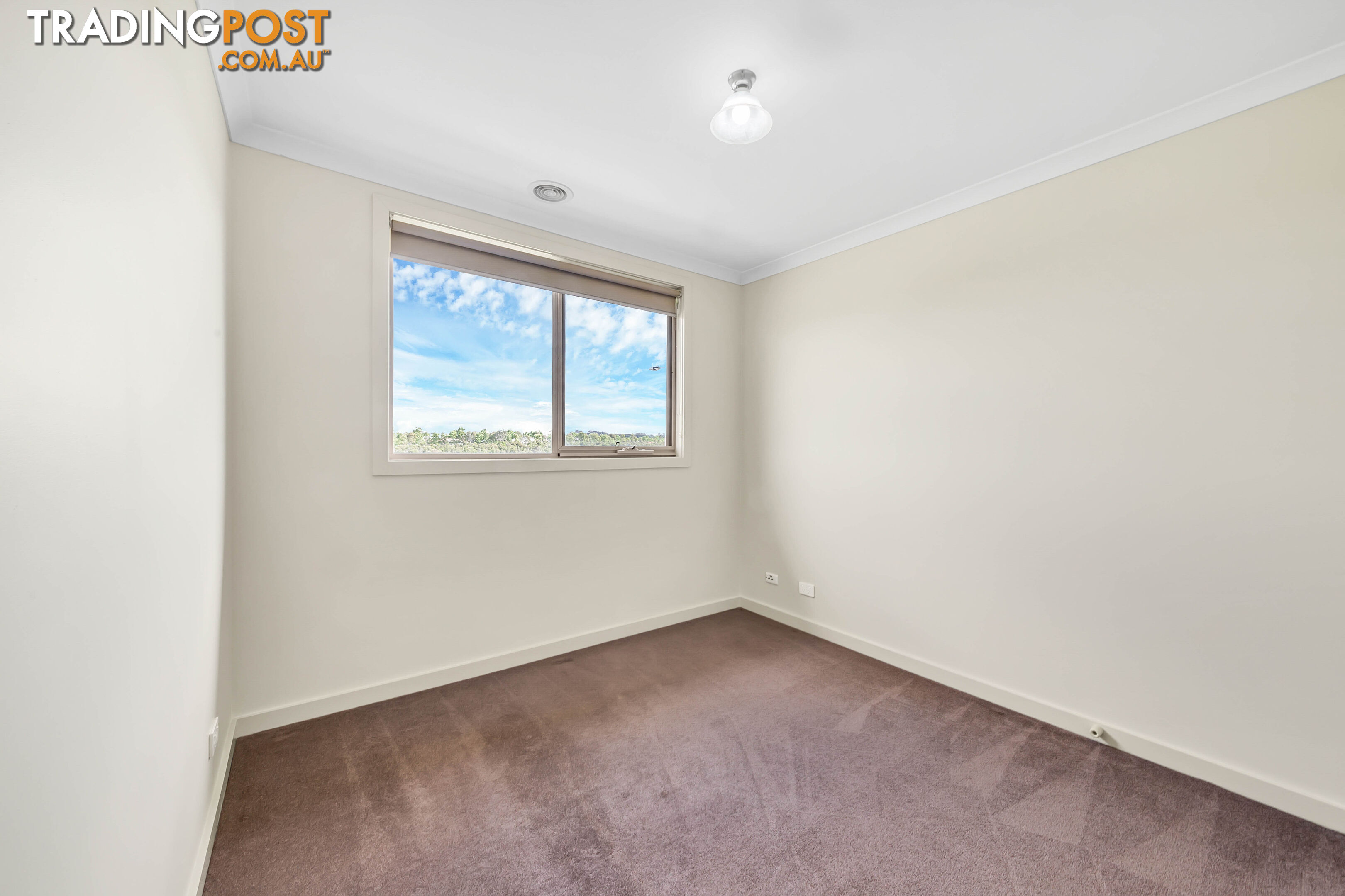 2 138 Fleetwood Drive NARRE WARREN VIC 3805