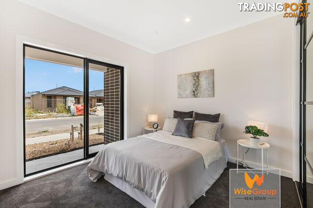 38 Tartan Drive CLYDE NORTH VIC 3978