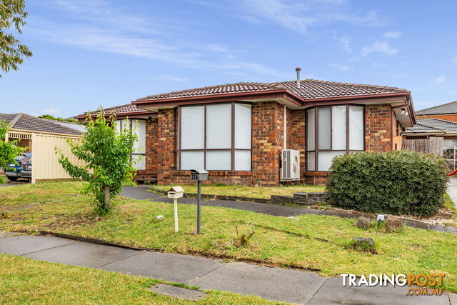 77 Warana Drive HAMPTON PARK VIC 3976