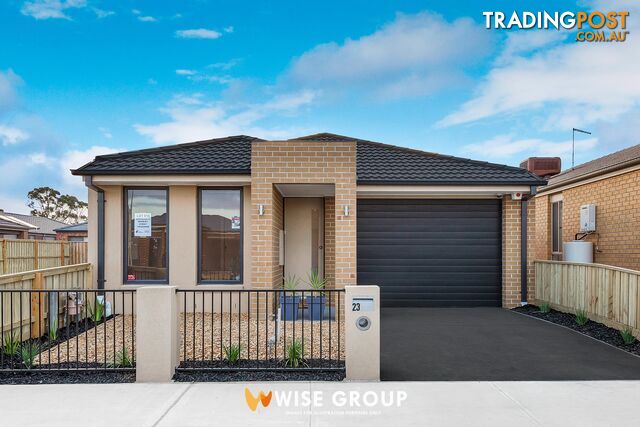 23 Newbury Street PAKENHAM VIC 3810