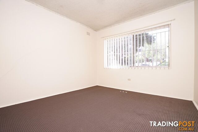 2/41 Loch Street CAMPSIE NSW 2194 - photo 5 of 9