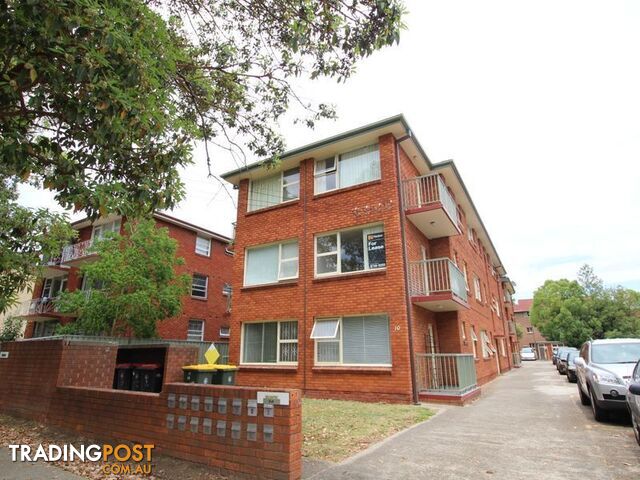 8/10 Fourth Avenue CAMPSIE NSW 2194